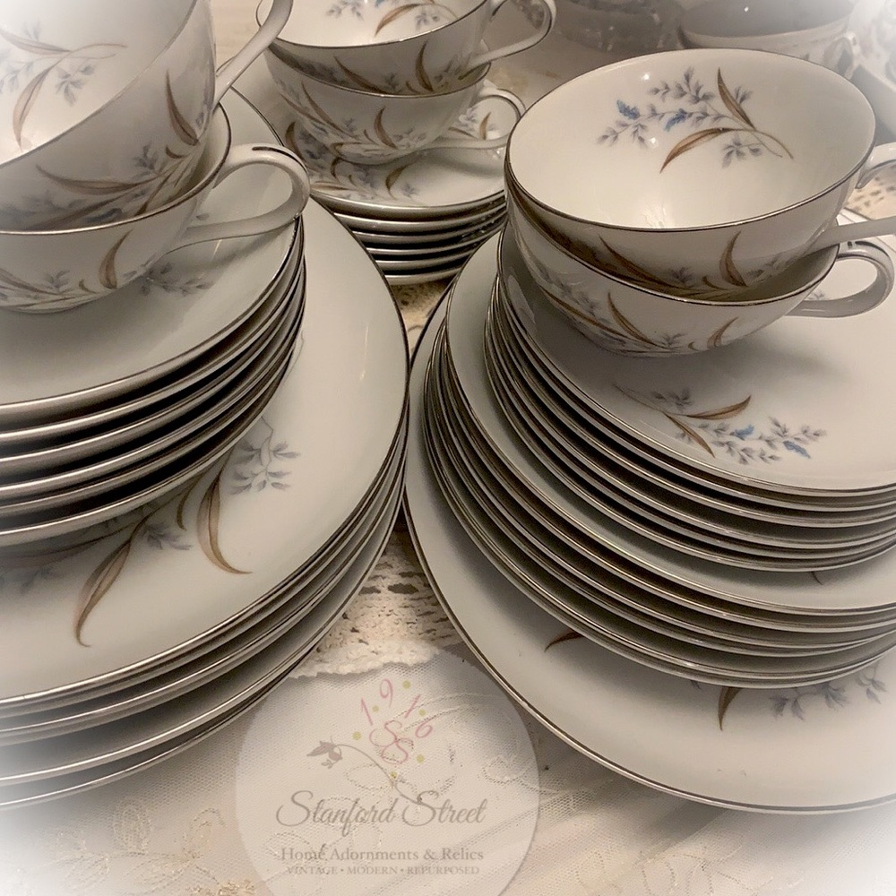 MCM Wentworth “Angelique” Fine China Set- Mid Century NOTE:$30 Extra Shipping - Picture 1 of 12